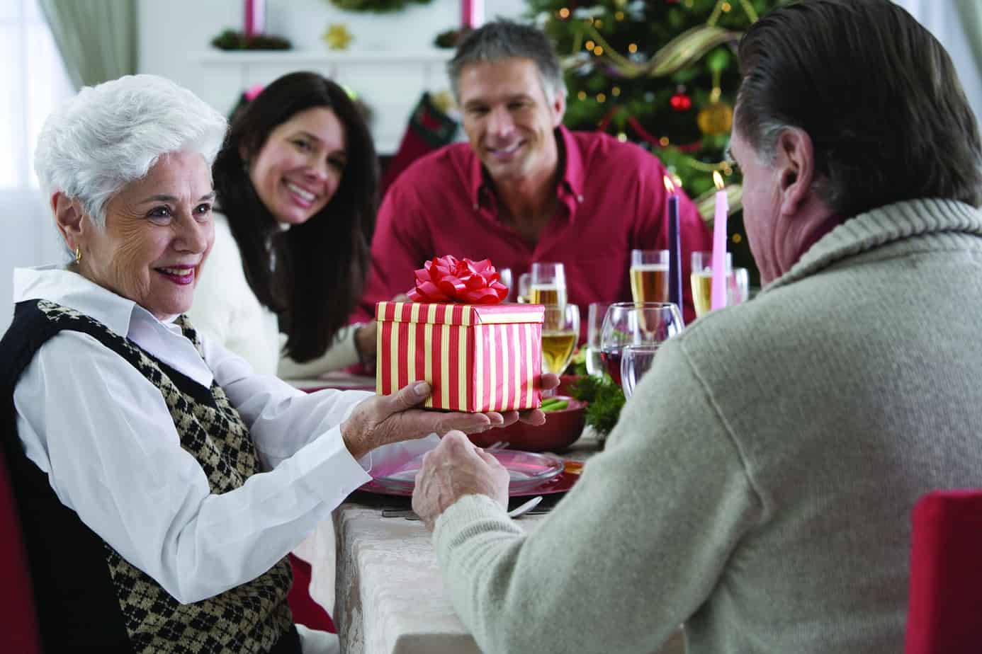 Featured image for “ThinkNow Says Hispanics Plan to Spend 33% More this Holiday Season”