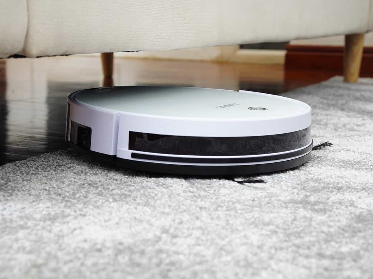 Featured image for “Retailers to Tout Robotic and Stick Vacuum Cleaner Offerings”