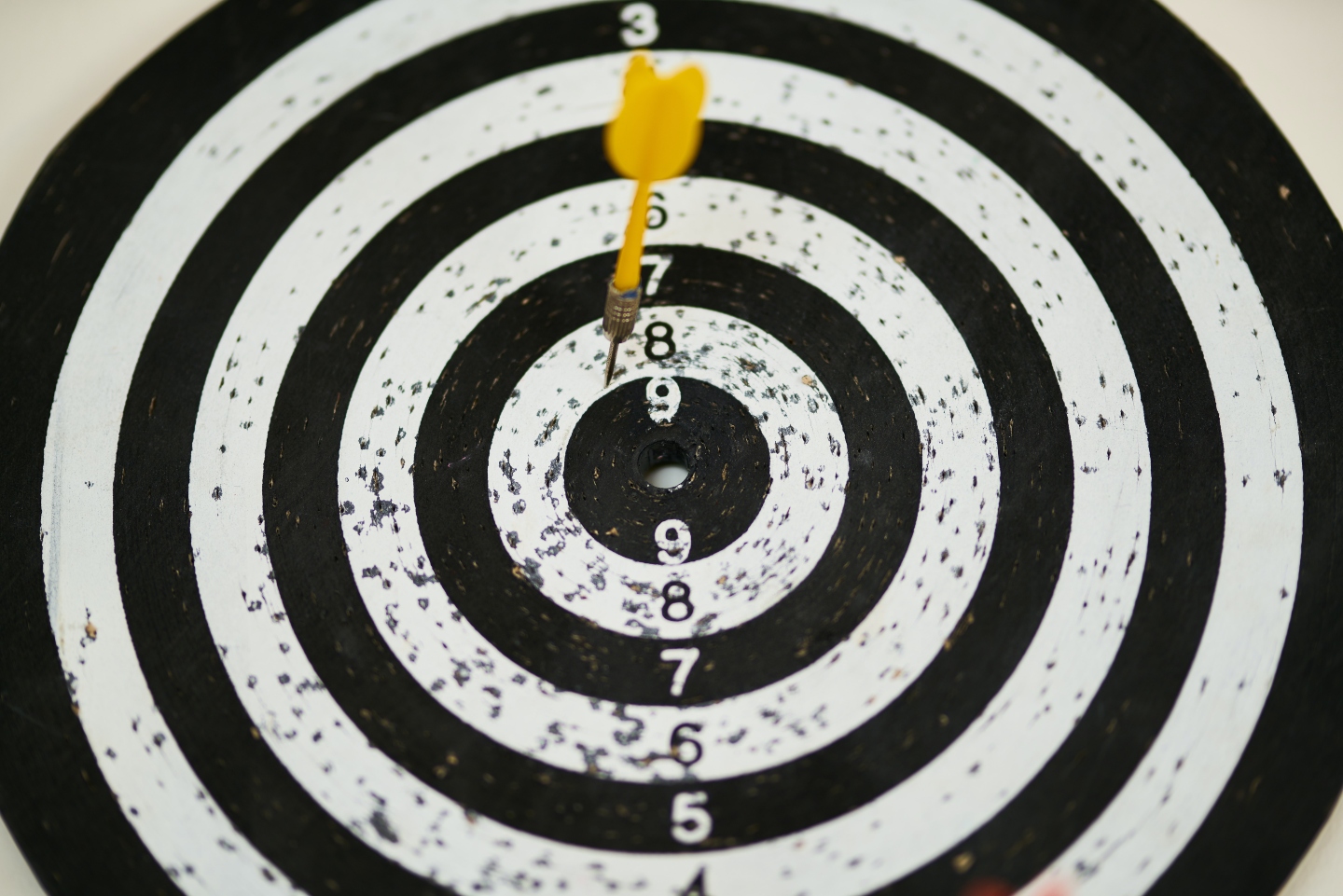 Featured image for “Crush Your Sales Goal with Better Prospect Rapport”
