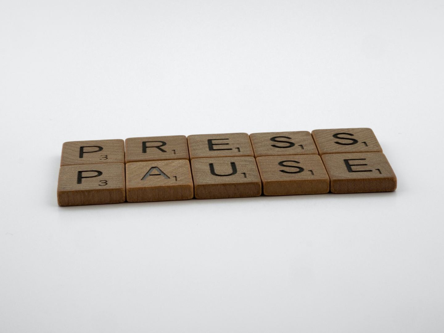 Featured image for “3 Times to Pause During the Sales Process to Make a Big Impact”